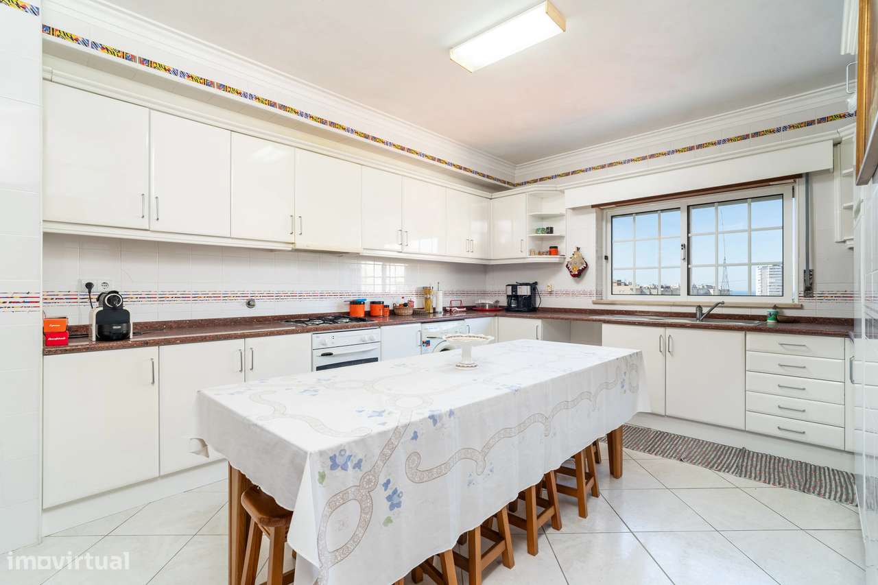 Apartamento T3 + 2 - Figueira da Foz-5