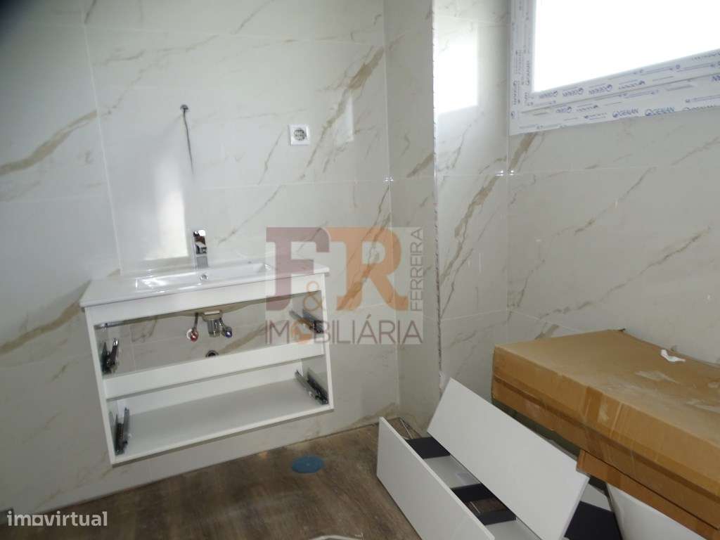 Moradia Duplex T3 Semi-Pronta!Pinhal General Fernão Ferro-16