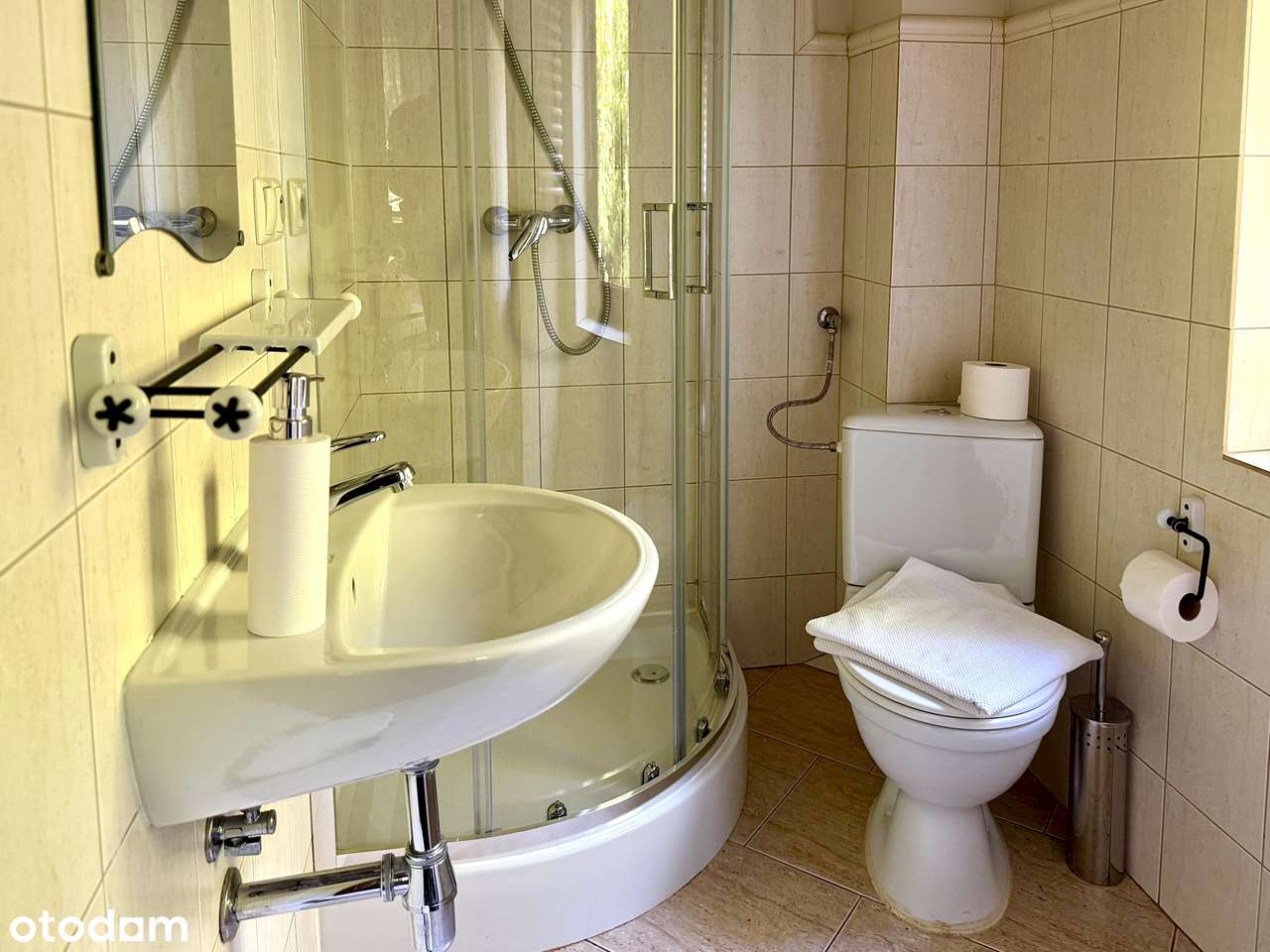 Szukasz  działającego biznesu hotelowego w dobrej lokalizacji?-16