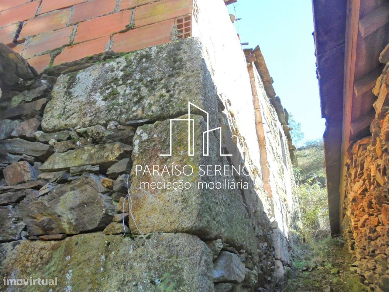 Moradia para Recuperar em Arouca - Grande imagem: 4/10