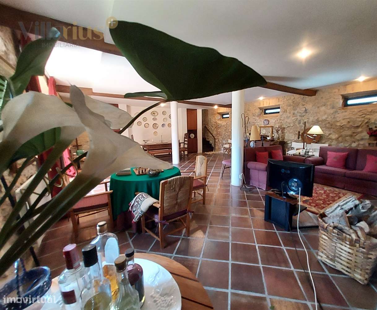 Moradia T4 senhorial c/ terreno entre Tomar e Fátima-33