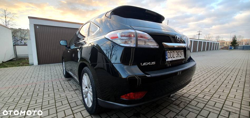 Lexus RX - 21