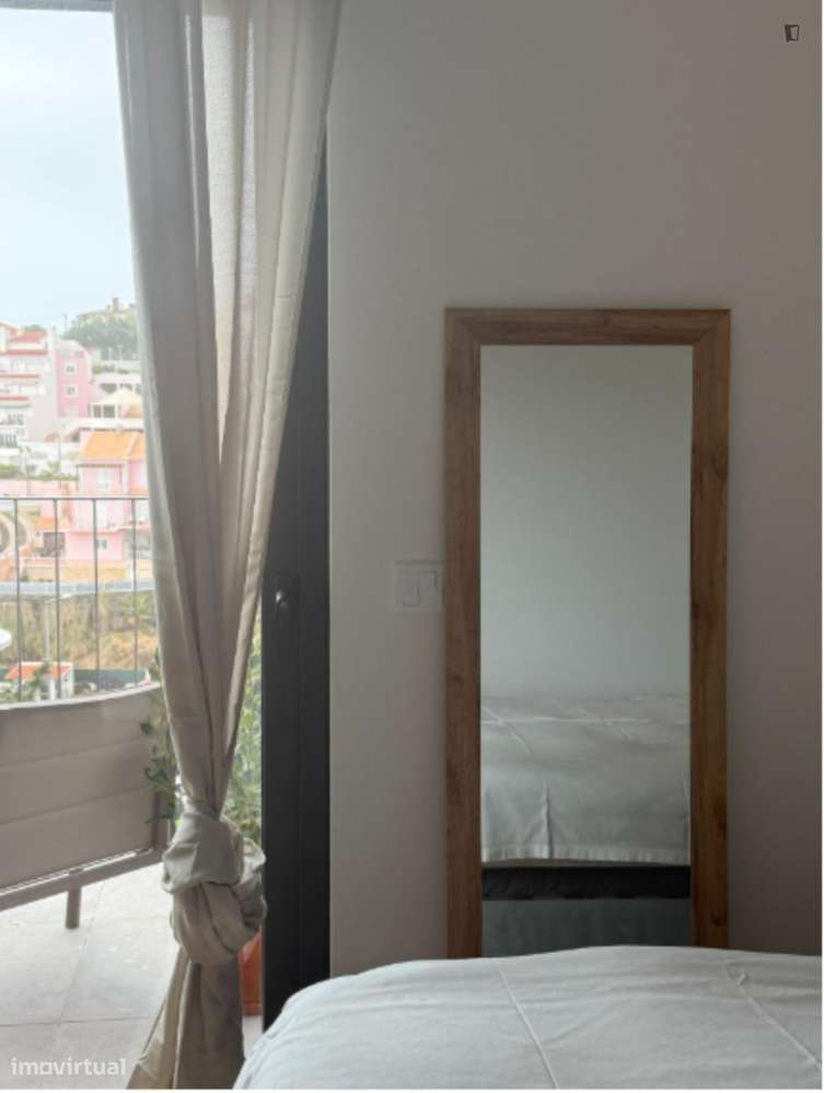 Quarto - localizado em Mafra - Grande imagem: 5/6