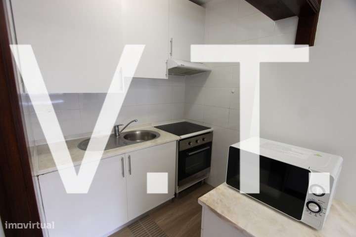 T1 AO POLO UNIVERSITARIO / Hosp. S. João- Univ. Eng. - Fac. Economia - Grande imagem: 4/15