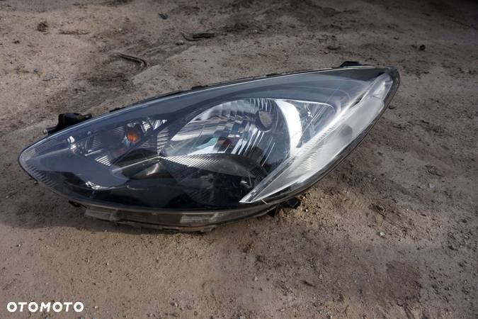 LAMPA PRZEDNIA LEWA 2 II DE LIFT DF71-51-0L0G MAZDA 2010-2014 - 1