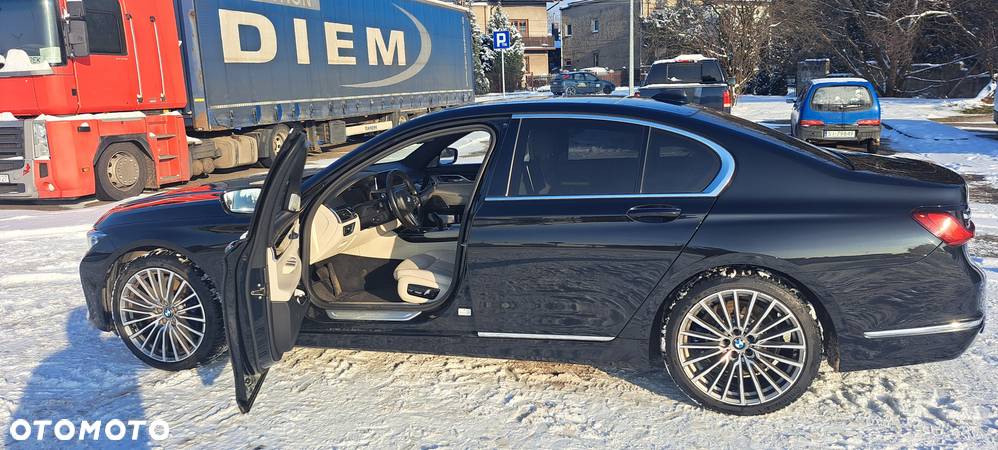 BMW Seria 7 750d xDrive sport - 15