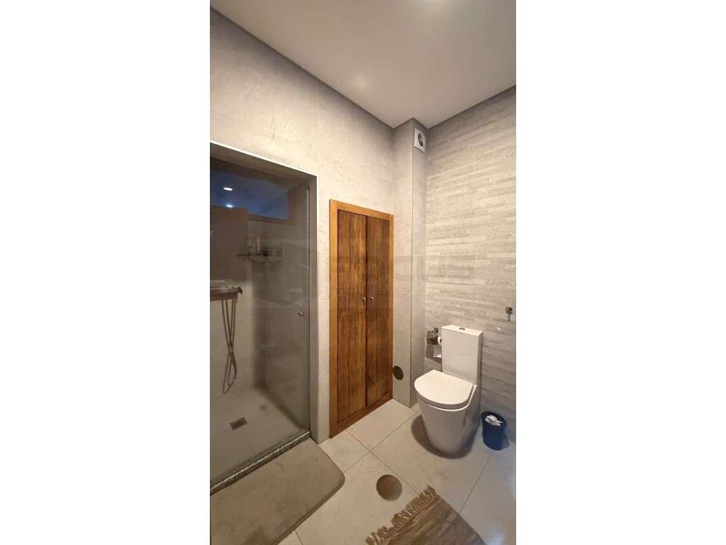 Moderna Moradia T4 - Aveiro-11