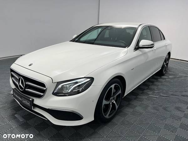 Mercedes-Benz Klasa E 300 d 9G-TRONIC - 25