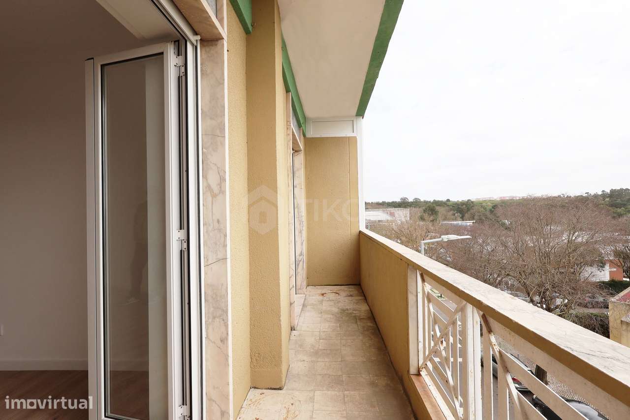 APARTAMENTO T3 EM QUELUZ – OPORTUNIDADE ÚNICA QUE VAI DESAPARECER RÁP-26