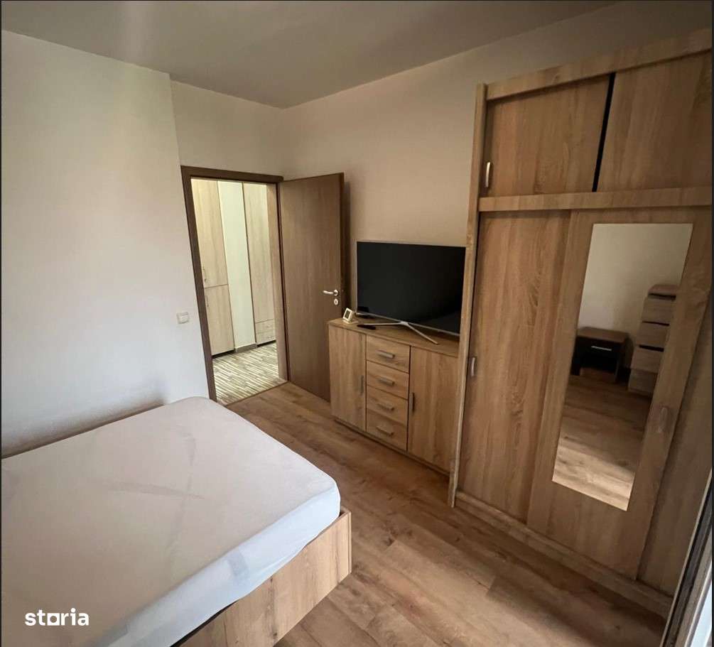 Ap 3 cam decomandat, etaj intermediar, loc parcare, capat Pacurari-8
