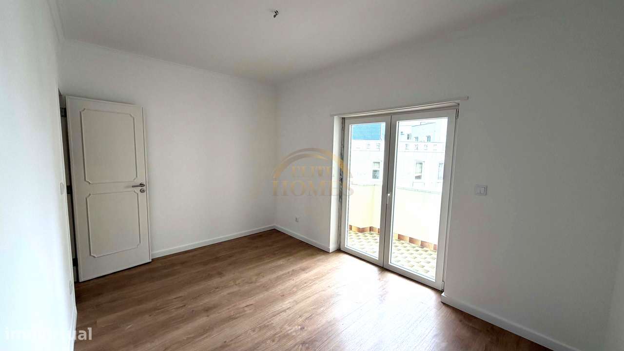 T3 Totalmente Remodelado na Ramada, Odivelas.-13