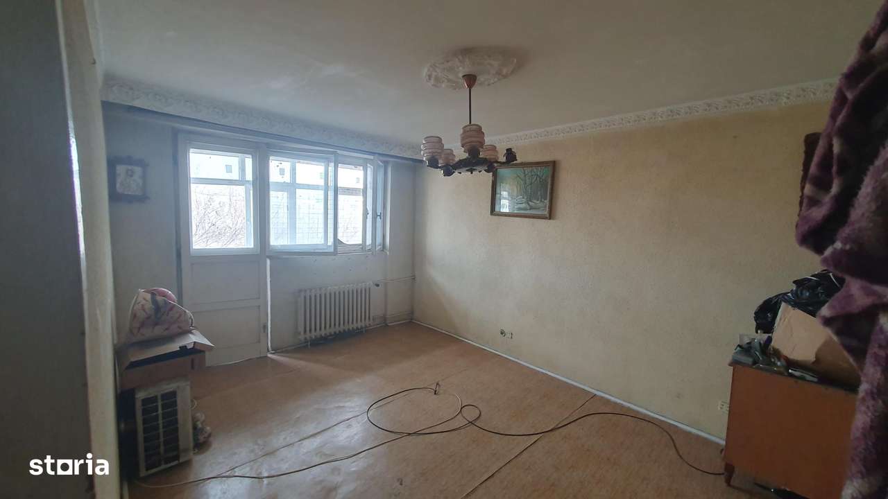 Apartament 3 camere decomandat