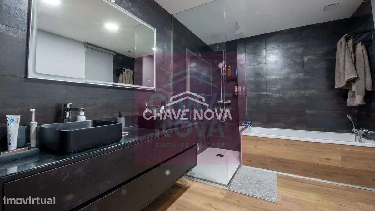 Moradia T4 de Luxo em Milheirós - Grande imagem: 5/39