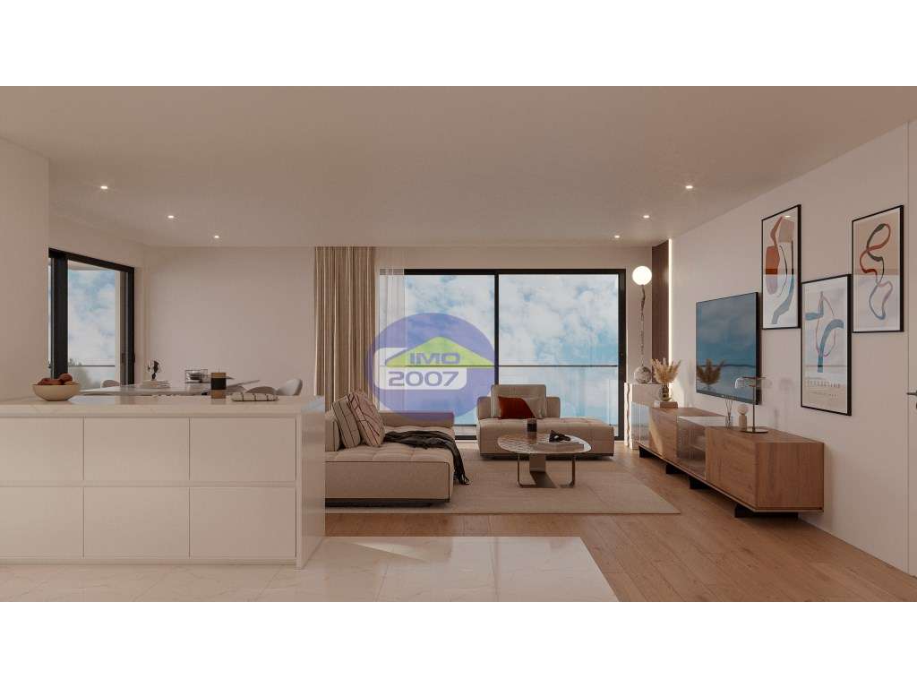 Apartamento T3 com varandas em Nogueira da Regedoura - Grande imagem: 5/21