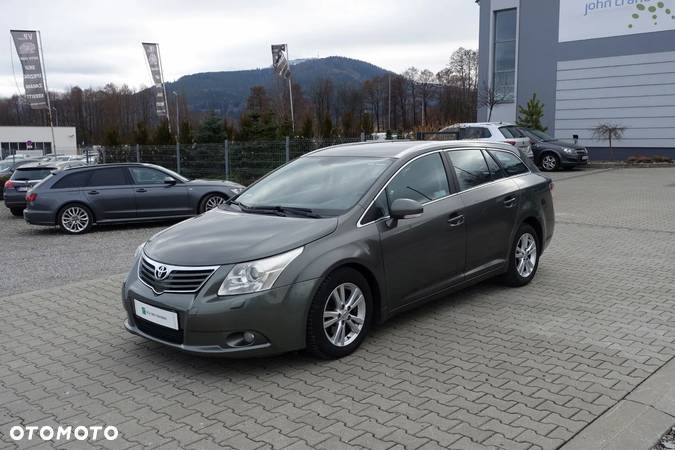 Toyota Avensis 2.0 D-4D Premium - 1