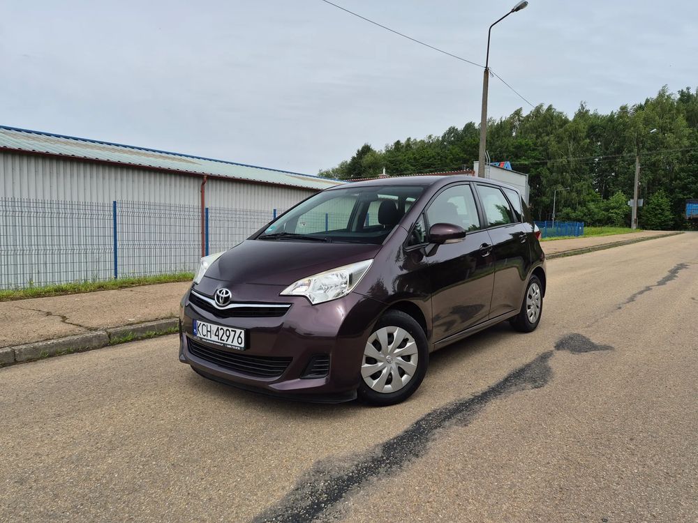 Toyota Verso-S 1.33 VVT-i Club 2012
