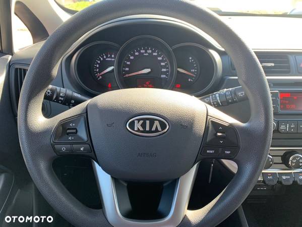 Kia Rio 1.4 Edition 7 - 23