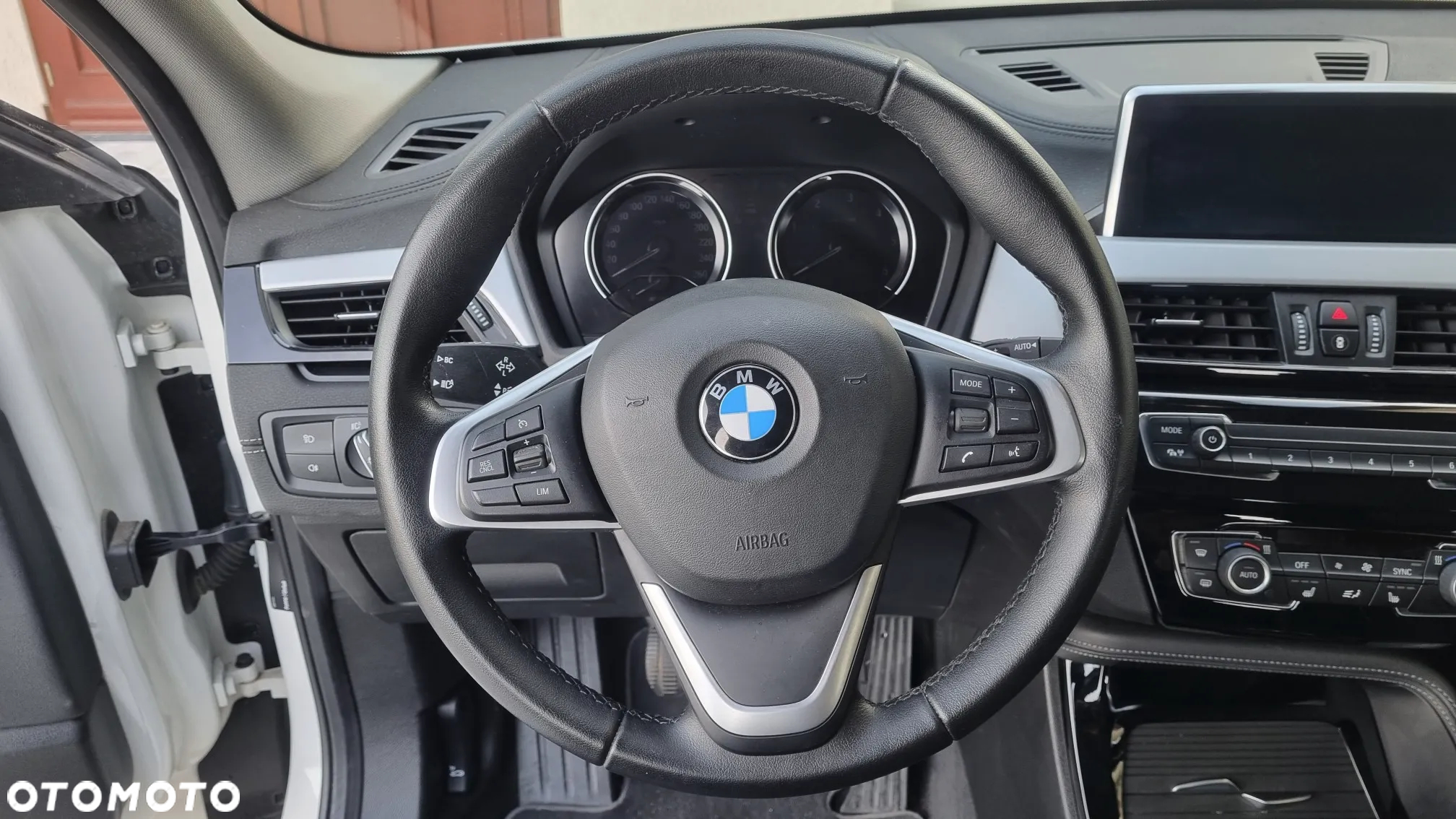 BMW X2 sDrive18d - 14