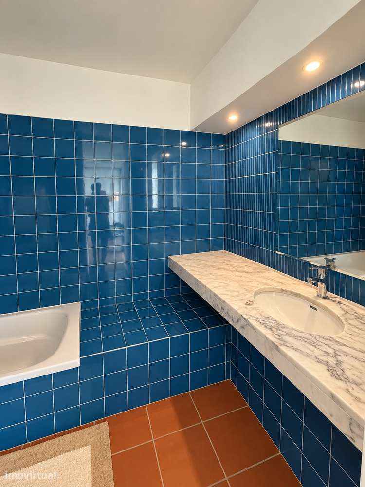 Moradia T3 renovada a 200 m do mar|Condomínio fechado Vigias da Arriba-9