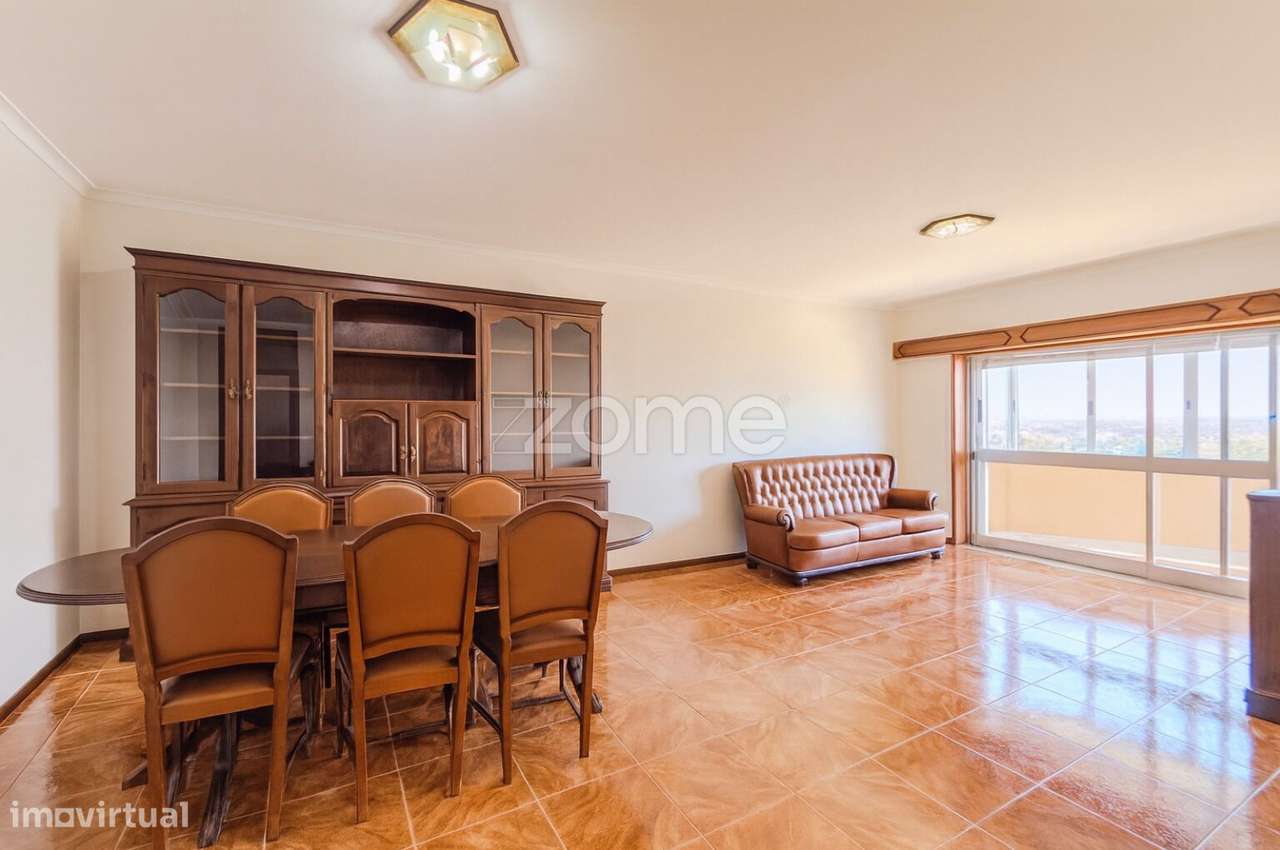 Apartamento T4 com lugar de garagem - Rua 33 - Espinho - Grande imagem: 4/20