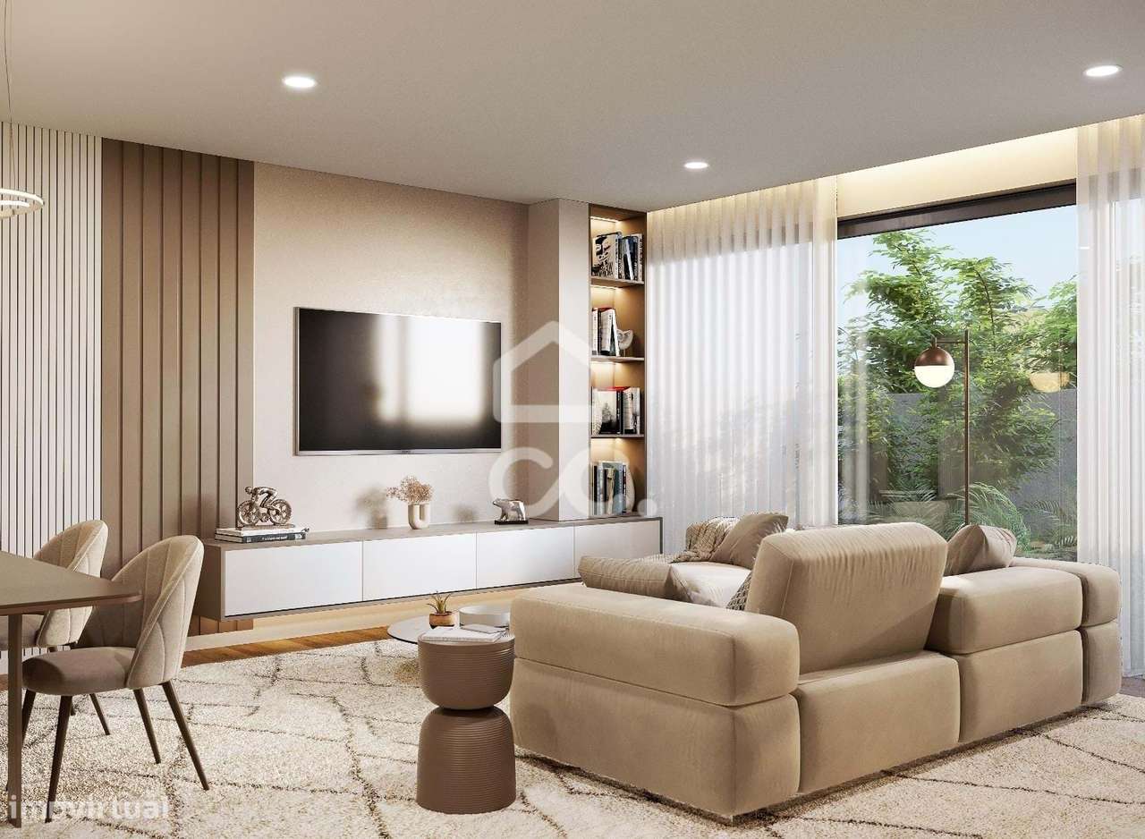 Moradia T4 nova, com jardim e terraço, em condomínio privativo com pis-26