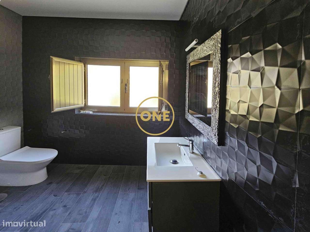 Moradia T4 , Celorico de Basto - RETOMA DE BANCO ! - Grande imagem: 3/14