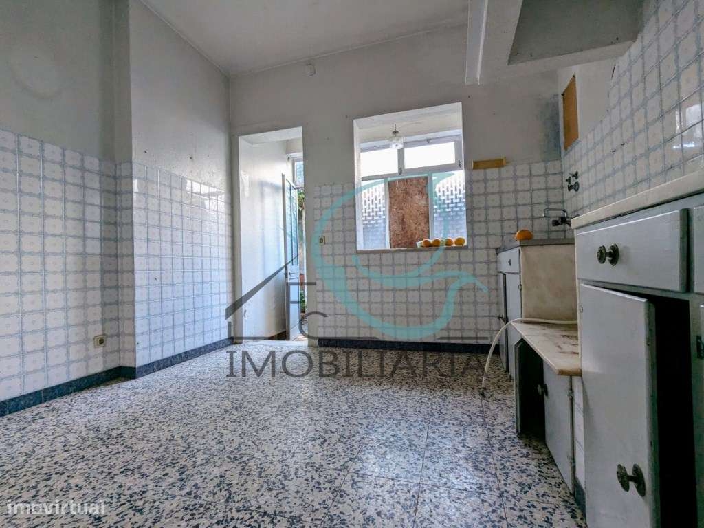 EXCLUSIVO - Moradia T2 Vila Nova da Barquinha - Atalaia - Santarém - Grande imagem: 3/29