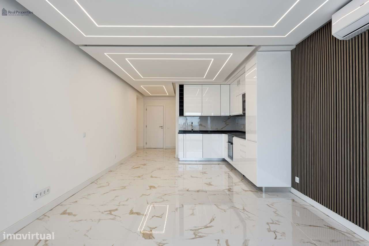 Apartamento T2 Renovado na Primeira Linha da Praia de Quarteira – Vist - Grande imagem: 4/22