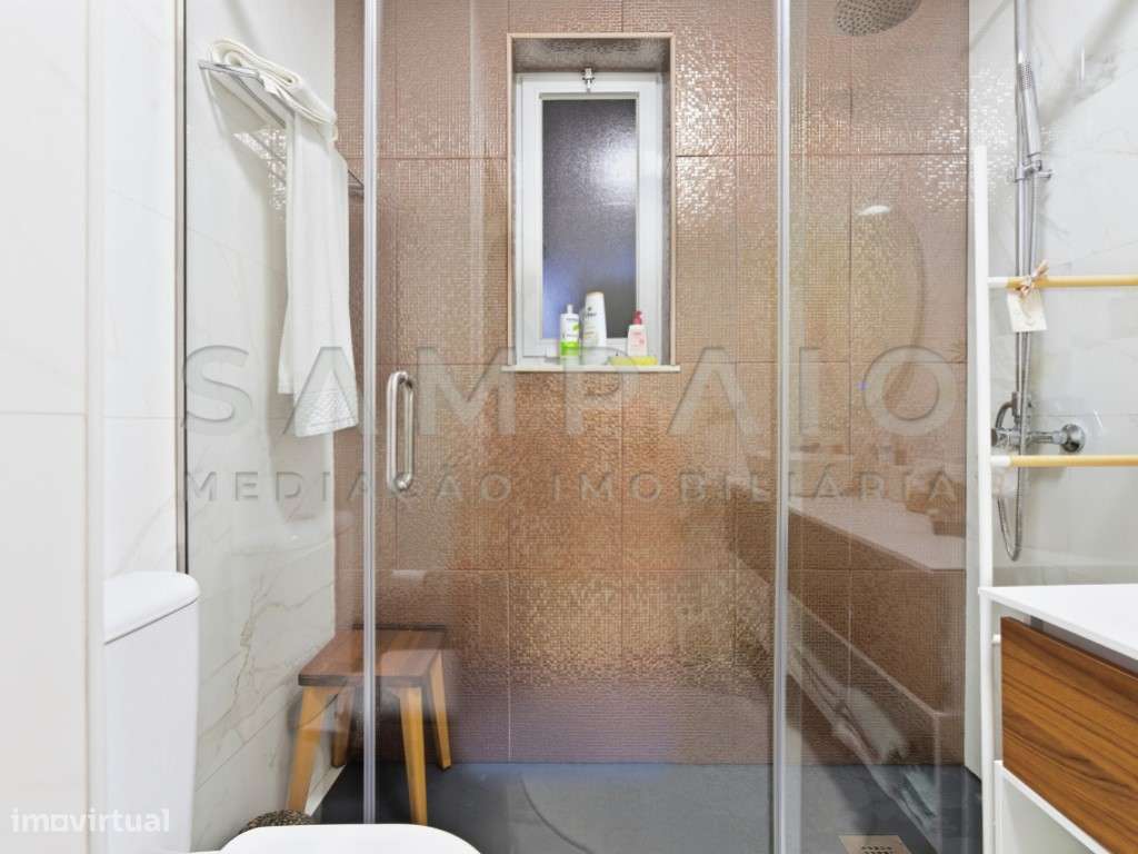 Apartamento T3 - Valbom - Recuado!-23