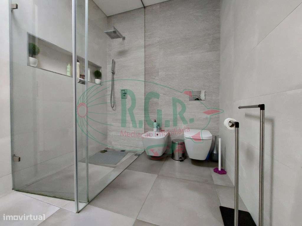 Moradia T3+1 Térrea | São Cosme | 10 min Porto-35