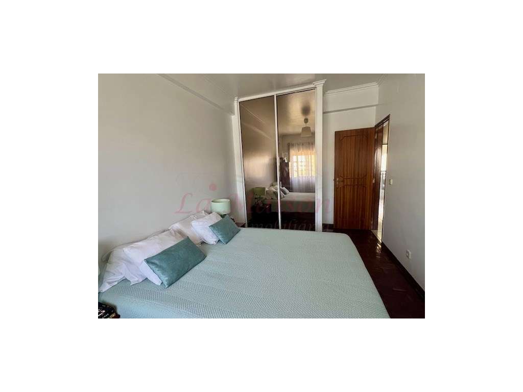 Apartamento T2 no Infantado-24
