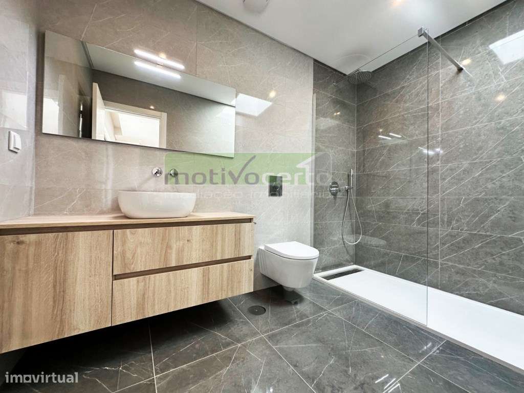 Moradia T3 Nova com Piscina e Garagem. Viva com Conforto em Leceia,...-19