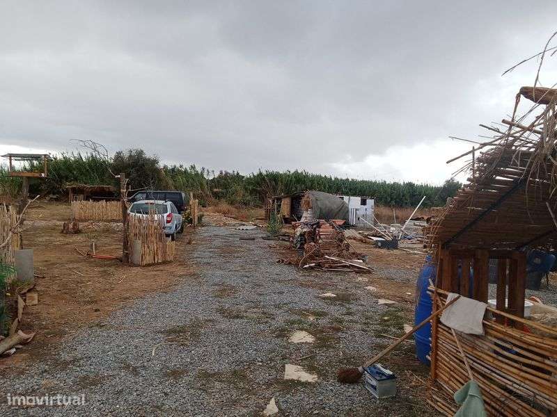 Vendo terreno com água e luz 825m² - Grande imagem: 4/7