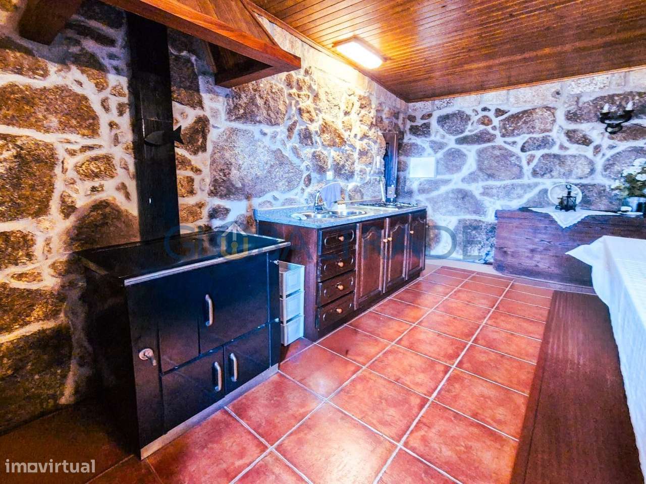 Quinta com 5250 m² & Moradia T1 em Pedra – Baião-3