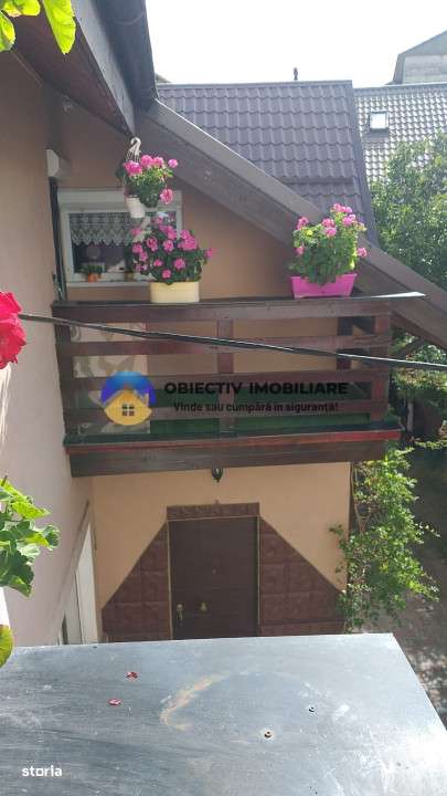 Casa + spatiu comercial la pret de apartament  ,  Precista - Piatra Ne-7