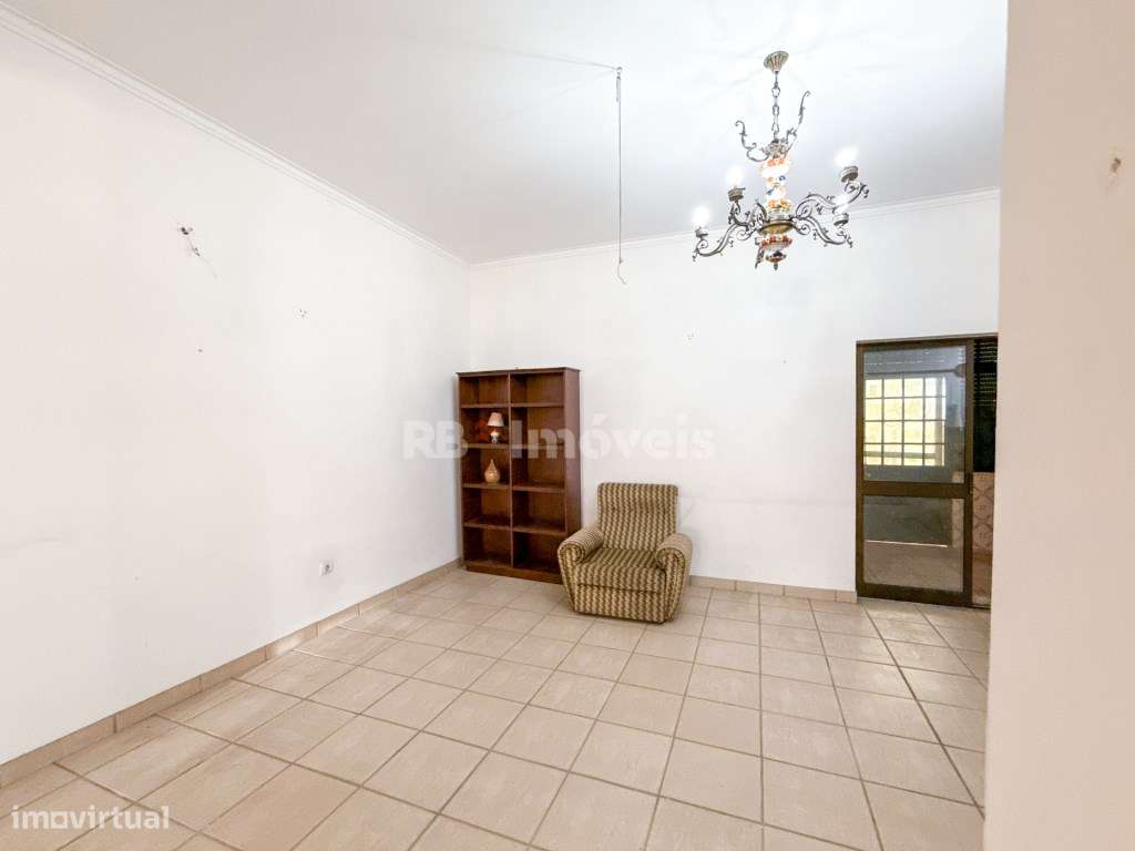 Moradia T2+1 com 2 pisos e garagem - Vila Nova de Paialvo, Tomar-50