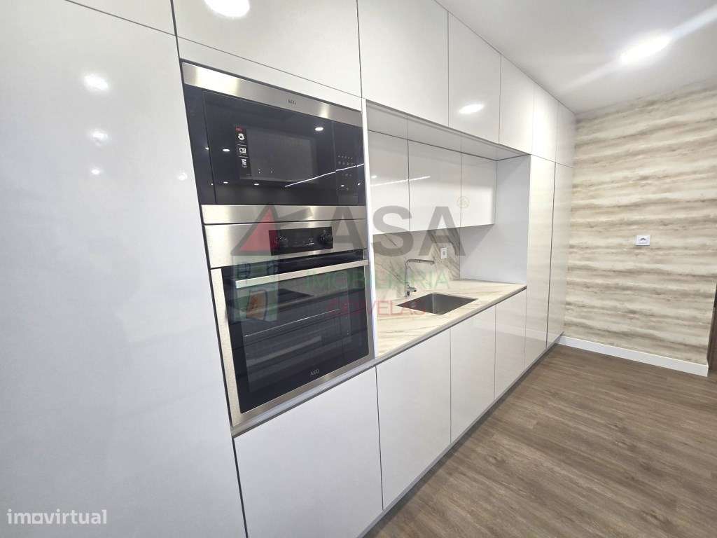 Apartamentos T2 e T3 em condomínio fechado com piscina-5