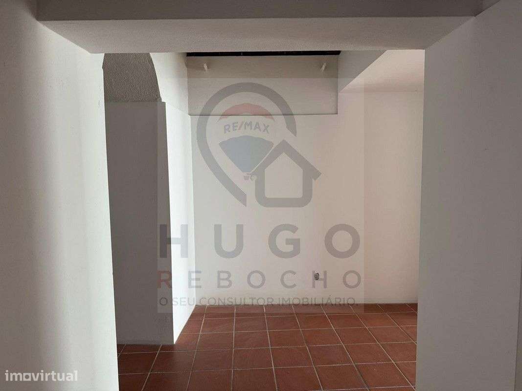 Loja para Venda em Arraiolos – 132m²-16