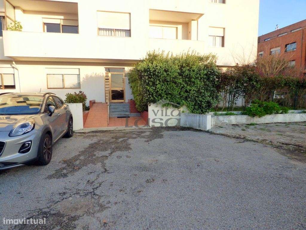 T3 + Escritório para Arrendamento em Miramar com garagem - Grande imagem: 2/24