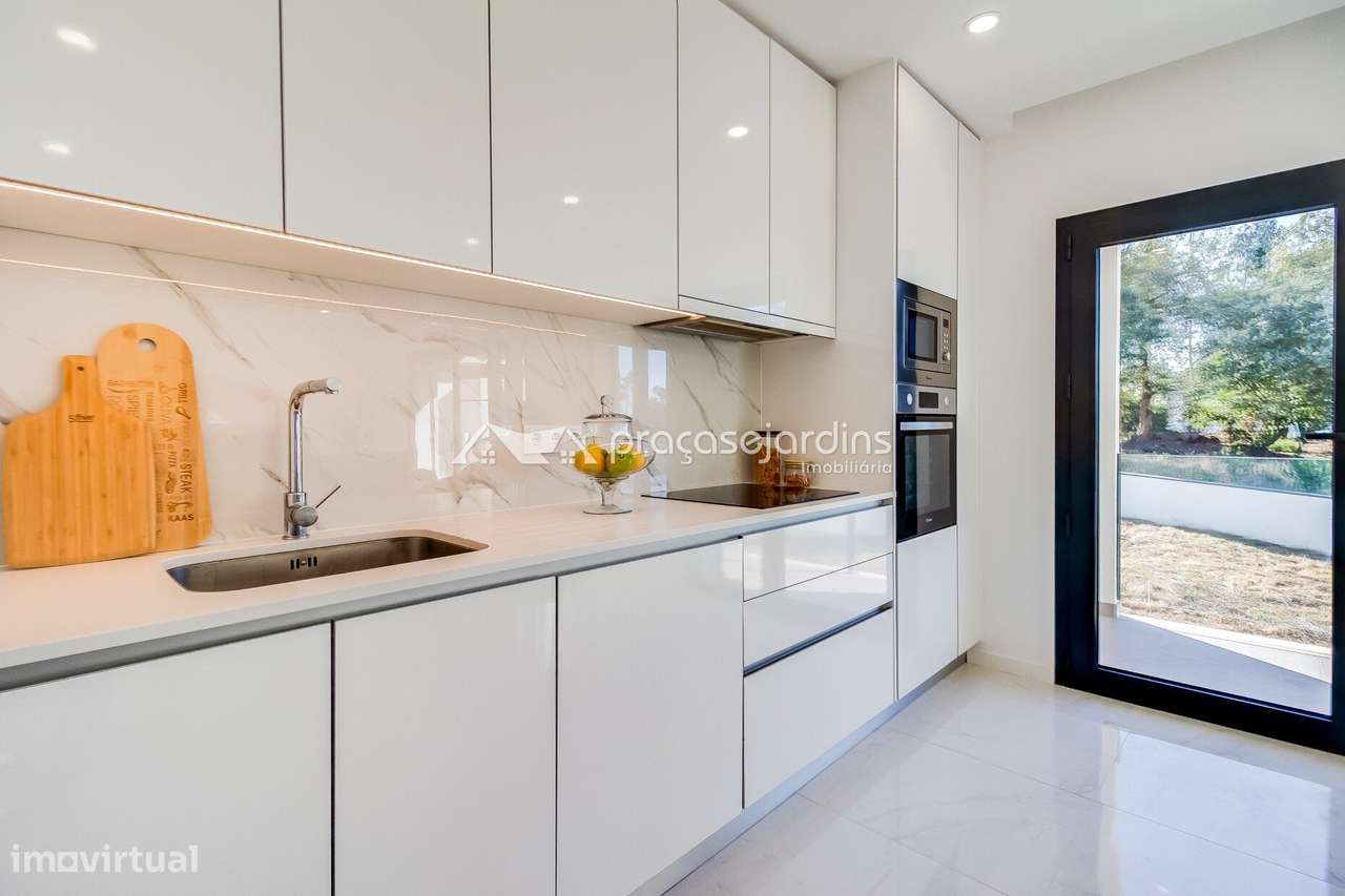 Apartamento T2 semi-novo-17