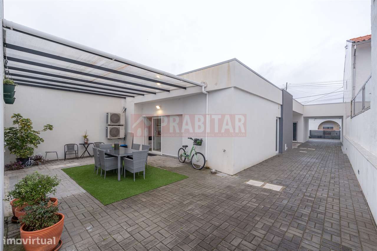 MORADIA T3 COMO NOVA EM AVEIRO/SANTA JOANA-20