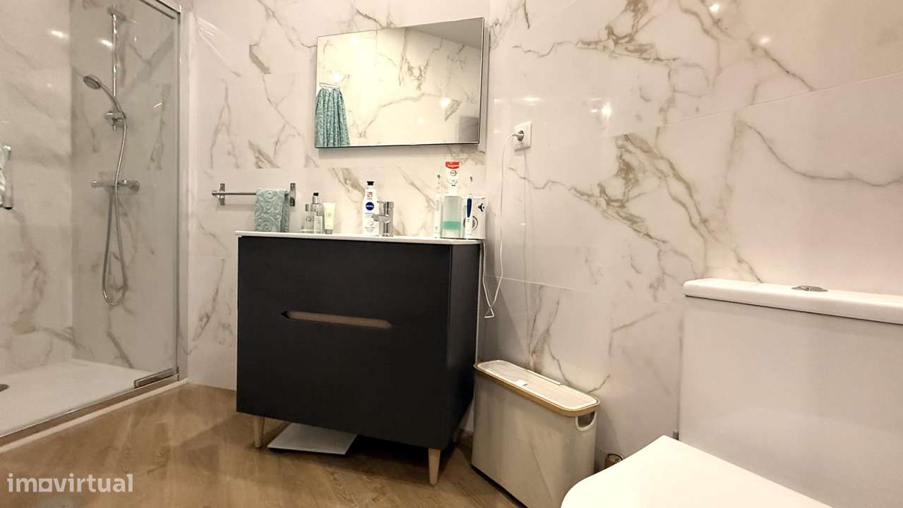 Apartamento T3 (Hospital da Luz)-8