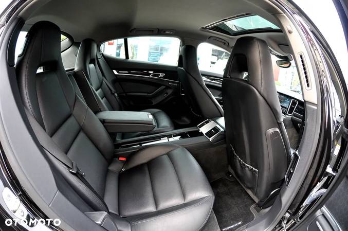 Porsche Panamera Diesel Platinum Edition - 25