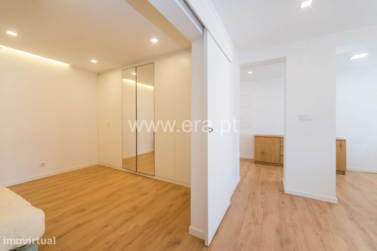T1+1 Totalmente Remodelado | Póvoa de Santo Adrião-18