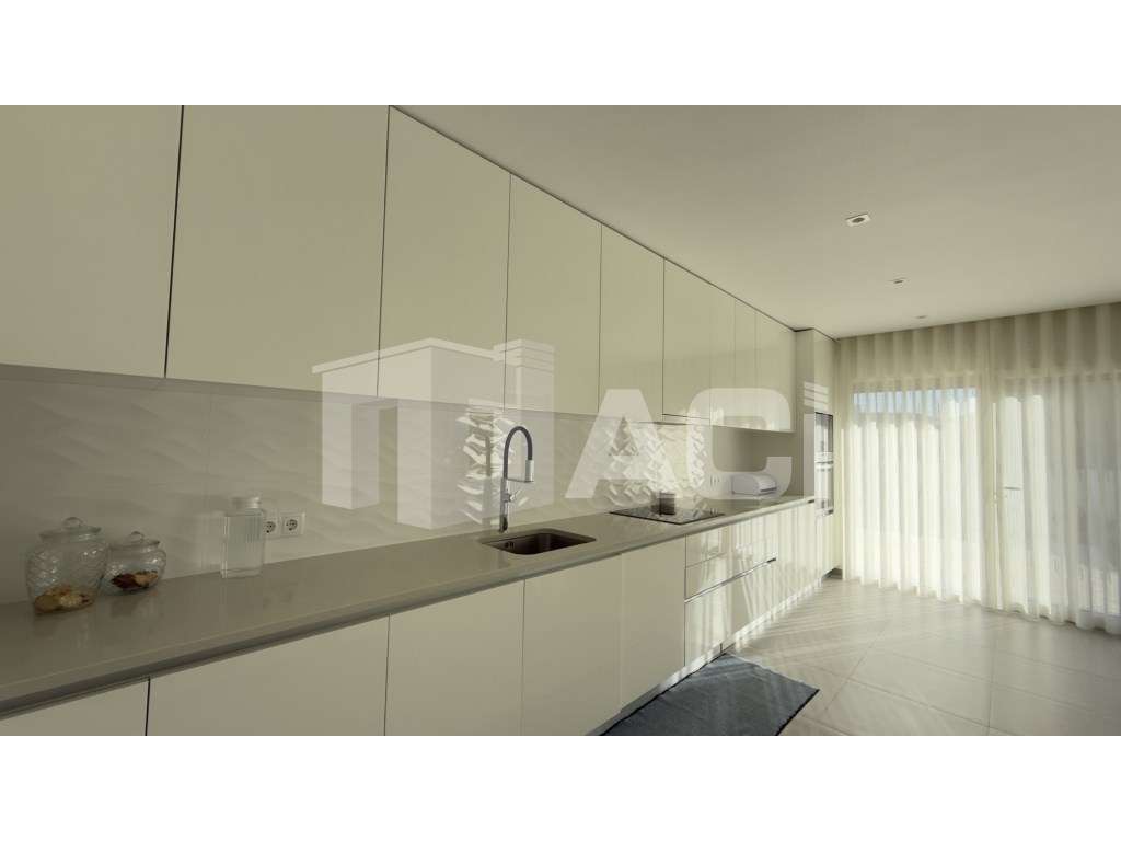 MORADIA TÉRREA SEMI-NOVA - Vidigal, Leiria-9