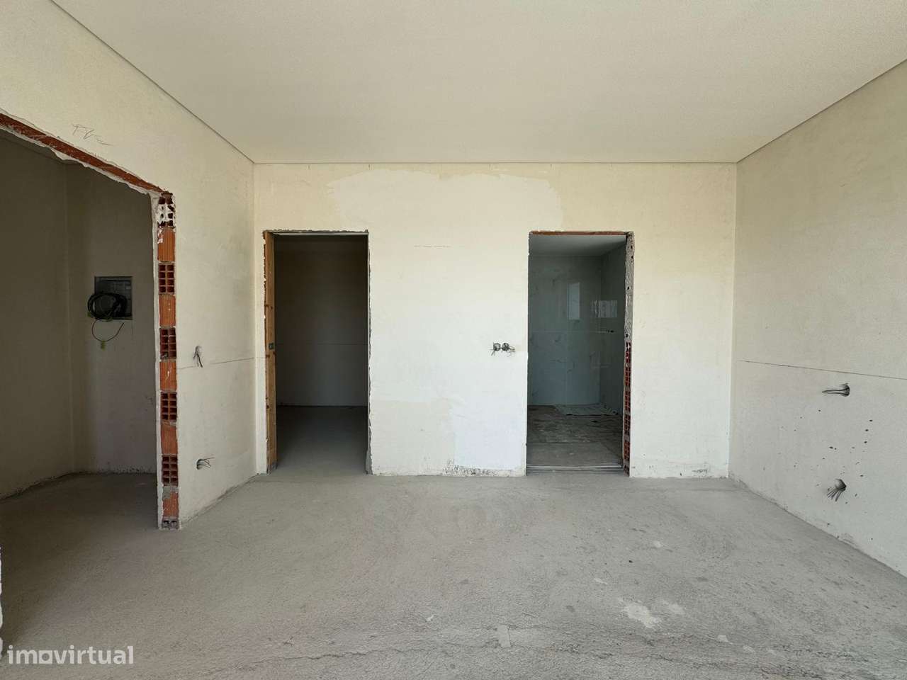 Moradia T3+1 em construção com excelente localização - Exclusivo-10