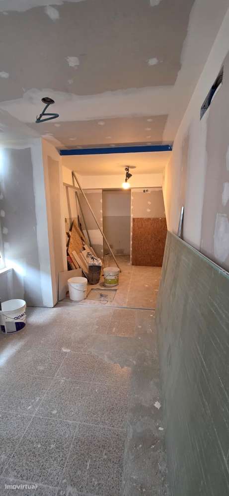Apartamento T0 para venda no centro de Esgueira-6