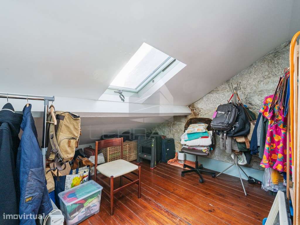 MORADIA INDEPENDENTE EM FRENTE AO JARDIM ARCA D'ÁGUA - PARANHOS - P...-26