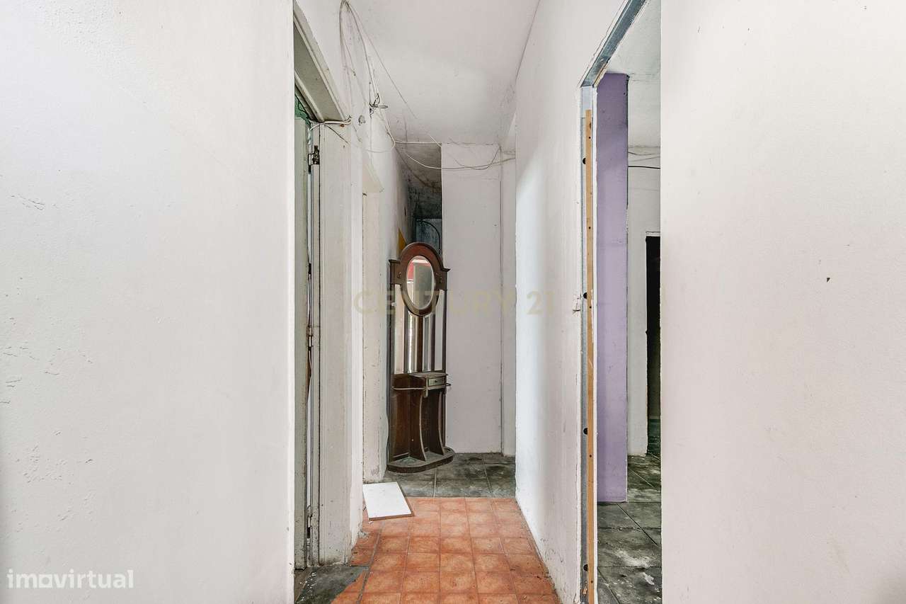 Moradia T5 em Rio de Mouro-36