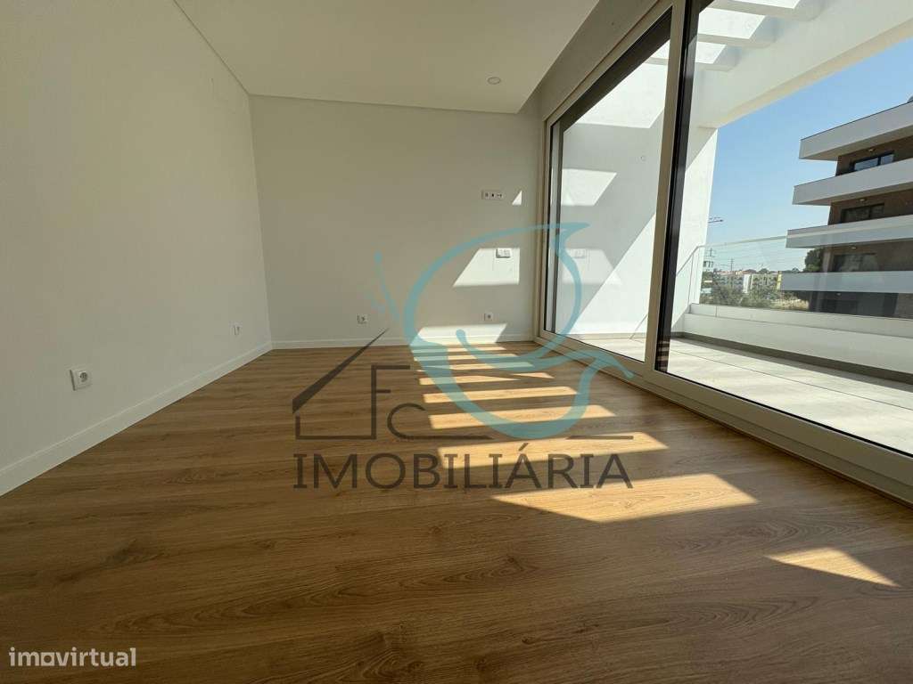 Moradia T3 com acabamentos de Luxo e Piscina - Quinta da Amizade-38